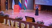 Yesenia Niño, gerente de Cinecolor, empresa representante de Disney en Colombia, durante su conferencia en la Javeriana Cali