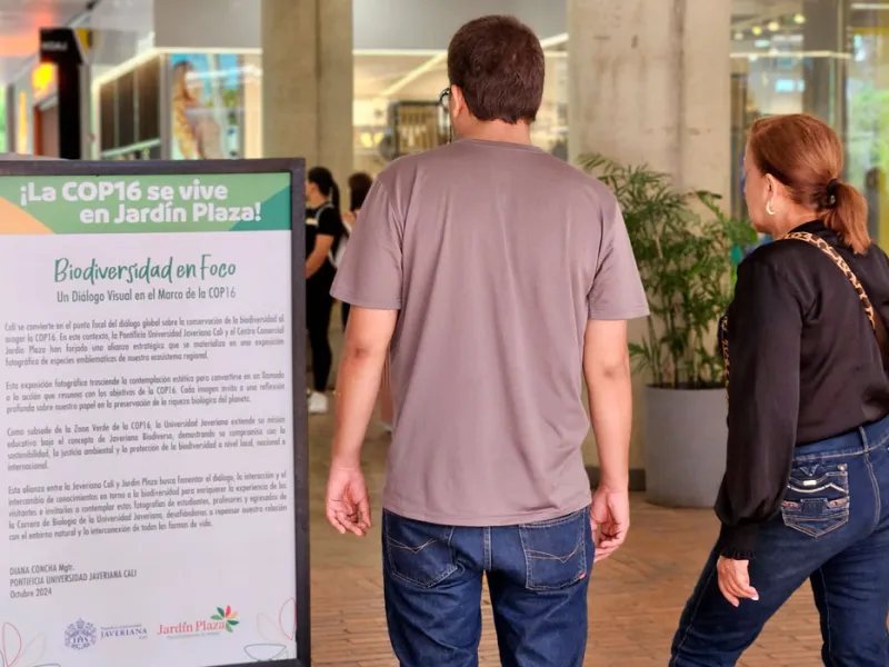 Muralismo y fotografía, una oda a la biodiversidad de la Javeriana Cali que engalana los pasillos del Centro Comercial Jardín Plaza 